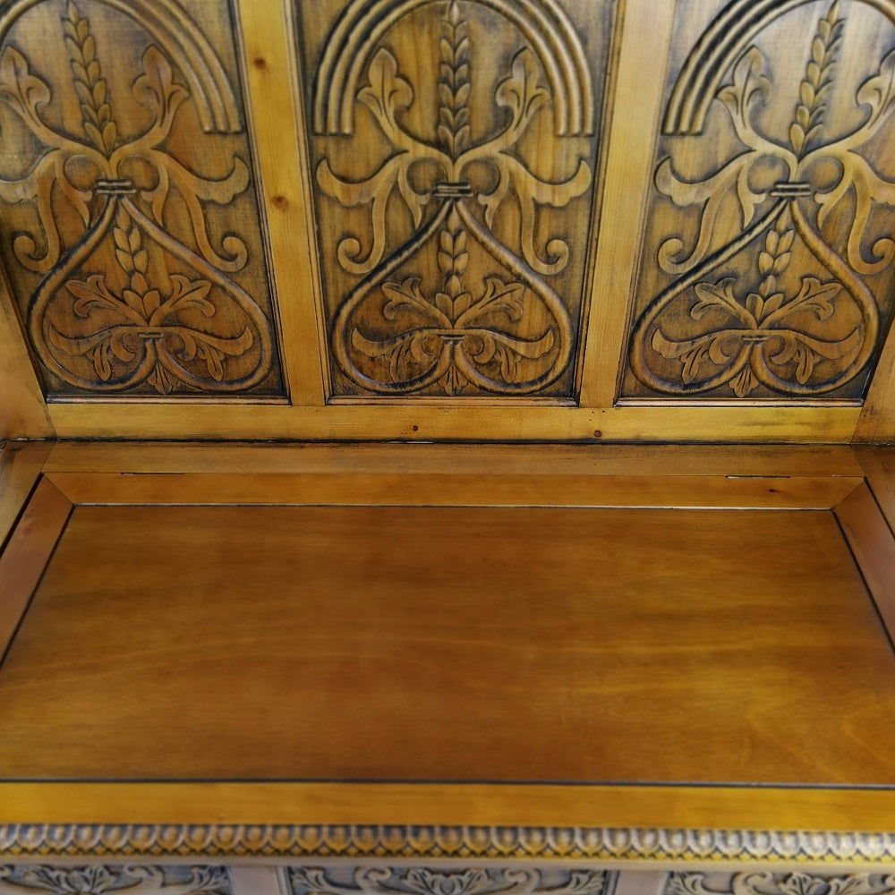 Royal Bench