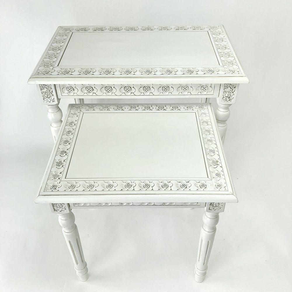 Nesting Table