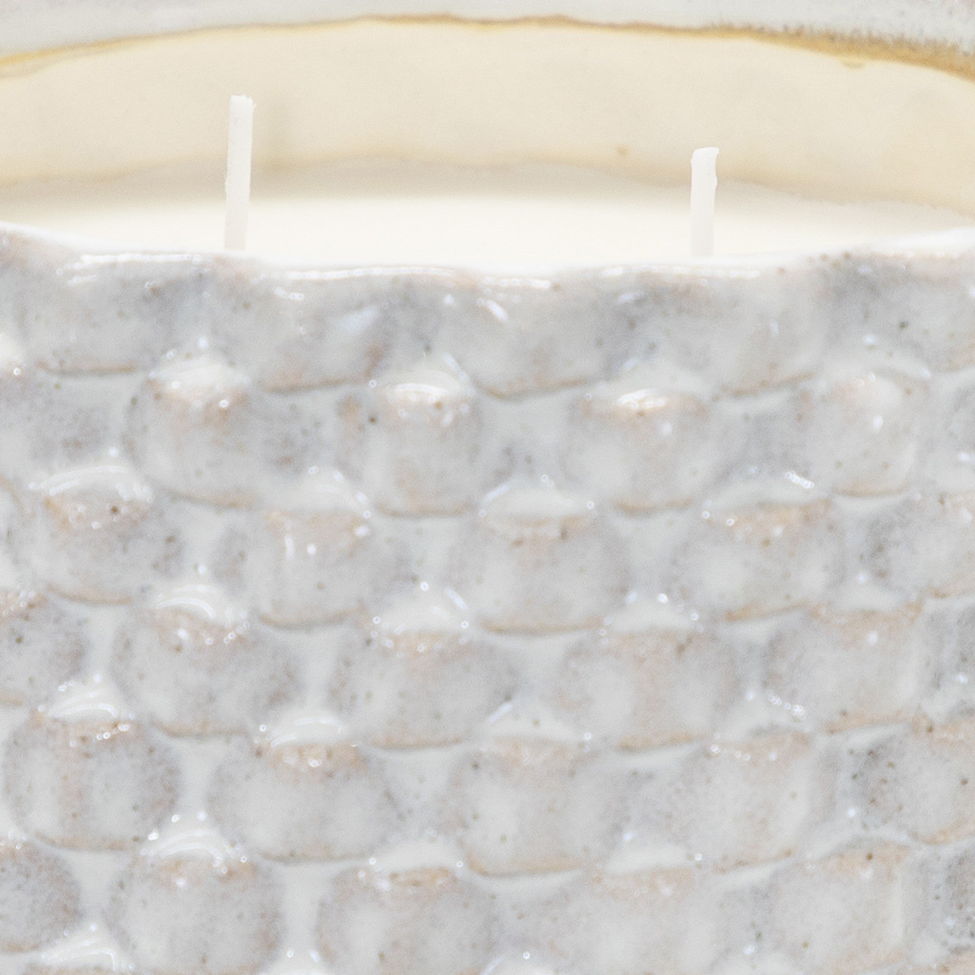 8 Inch Textured Ceramic Scented Pot Candle With Legs White And Beige-zoom-3