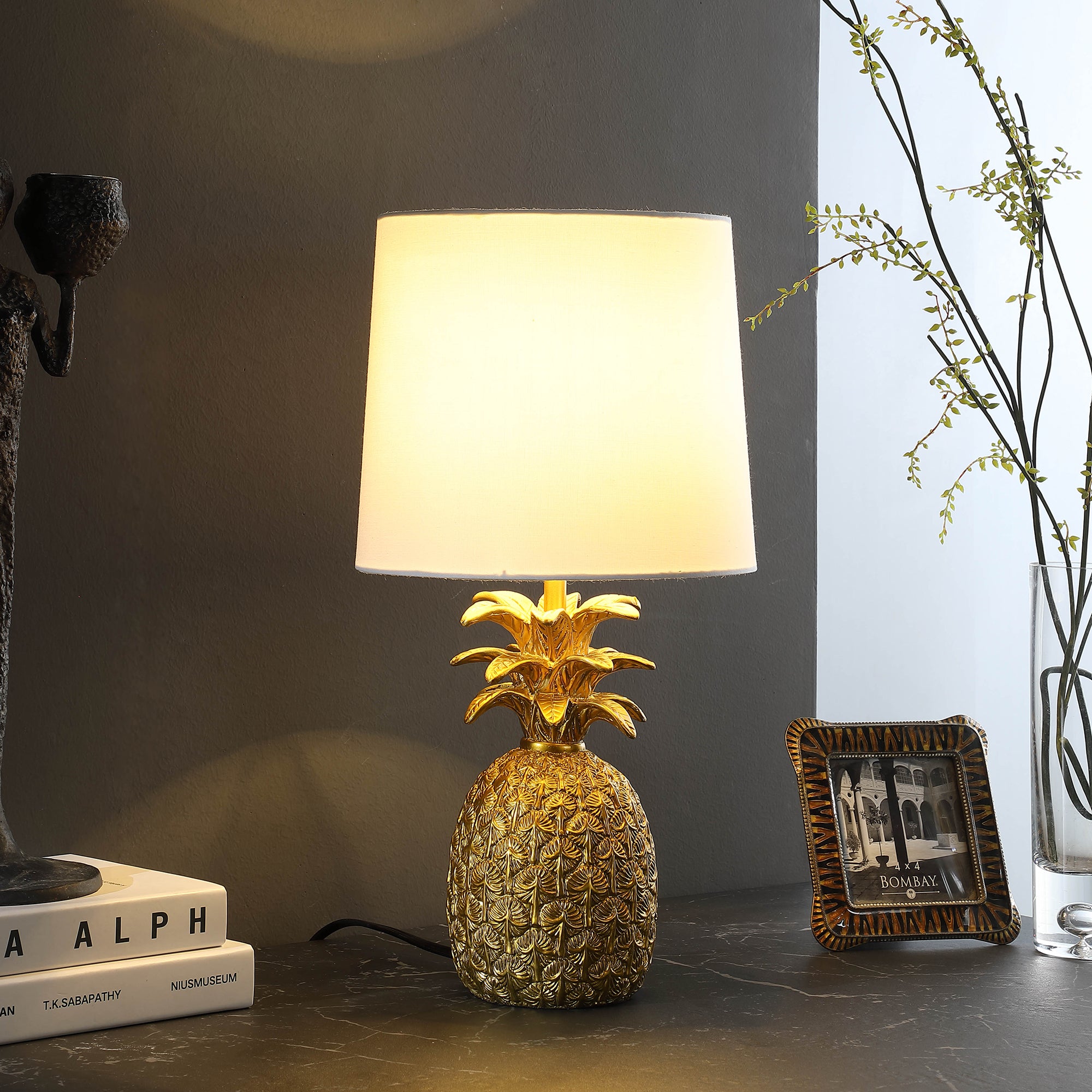 17" In Golden Brass Tropical Heahea Pineapple Table Lamp-zoom-4