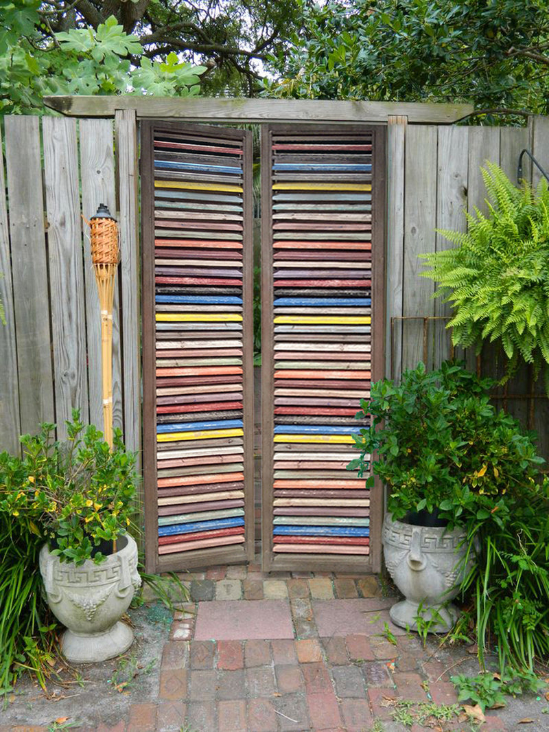 Screen Gems Multi-colored Shutter Screen-zoom-