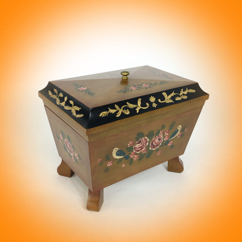 Elegant Keepske Box With Mouldings-zoom-